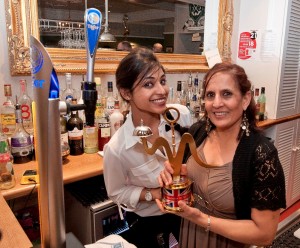 Yashika Agarwal & Shindy Dhaliwal with British Curry Award for Best Newcomer RS